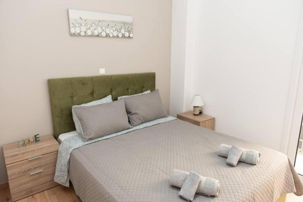 Renovated Spacious Flat 7Min To Subway Station- Atina Dış mekan fotoğraf